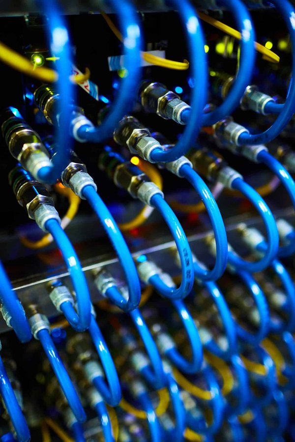 Comment bien choisir sa baie de brassage ?